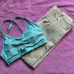 Gymshark Teal Sports Bra and Gray Leggings Set